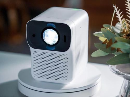 香洲好嘢 白墙化身巨屏互动学习机，夏单科技X2T触控产品引领教育新体验